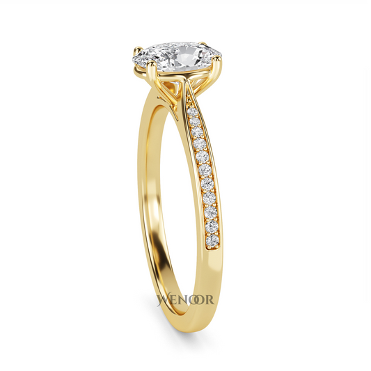 oval cut diamond engagement rings​