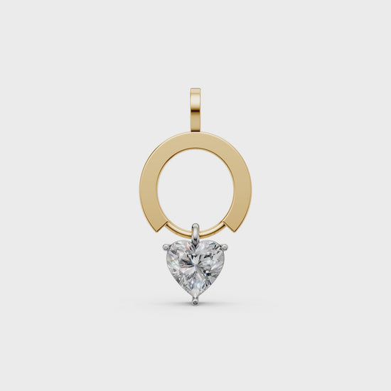 Rylee dainty open circle gold pendant with heart-shaped solitaire lab grown diamond in 14K/18K gold - Video